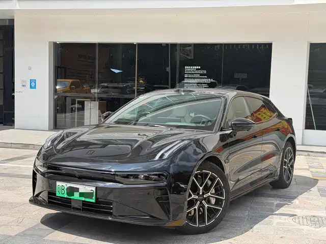 ZEEKR Zeekr 001 2026