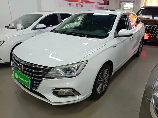 Roewe Roewe i5 2019
