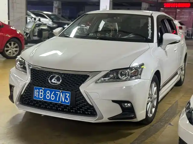 Lexus Lexus CT 2012