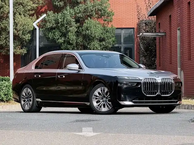 BMW BMW i7 2024