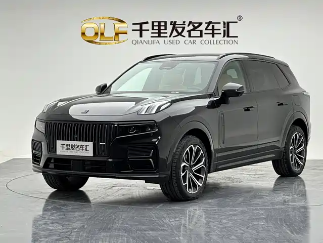 Lynk & Co Lynk & Co 09 EM-P 2025
