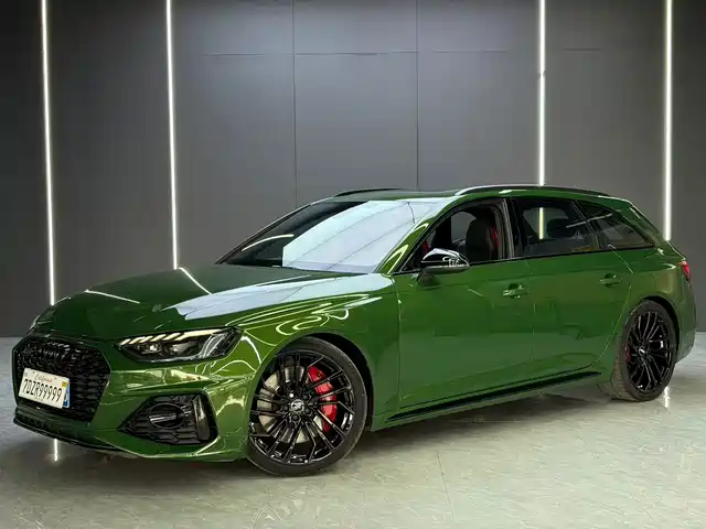 Audi Audi RS 4