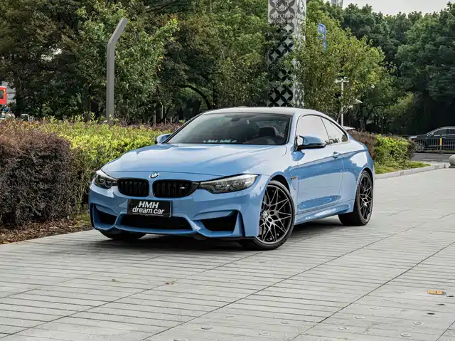 BMW BMW M4 2019