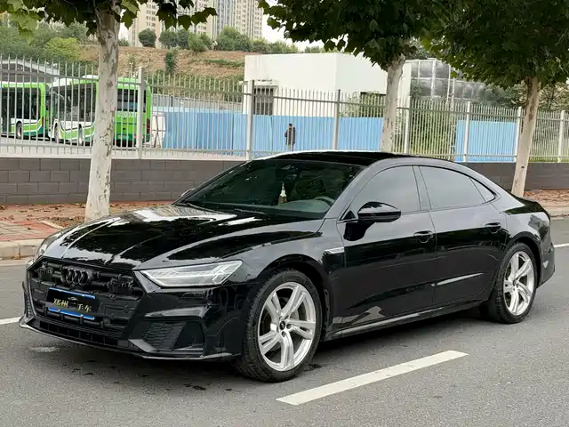 Audi Audi A7L 2023