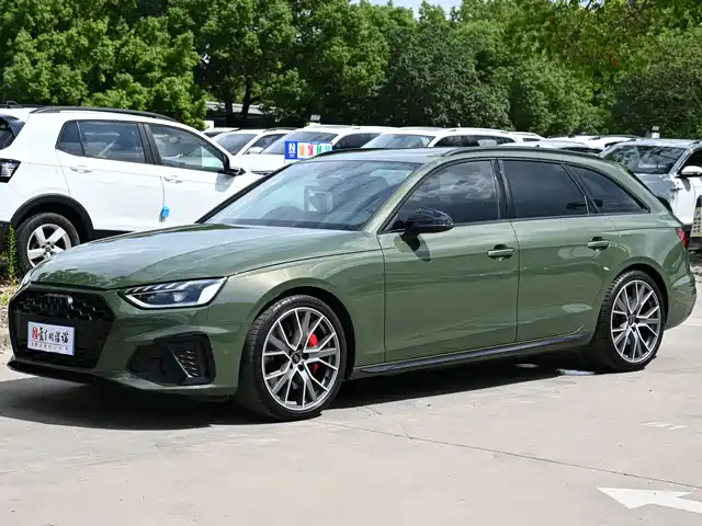 Audi Audi S4 2024