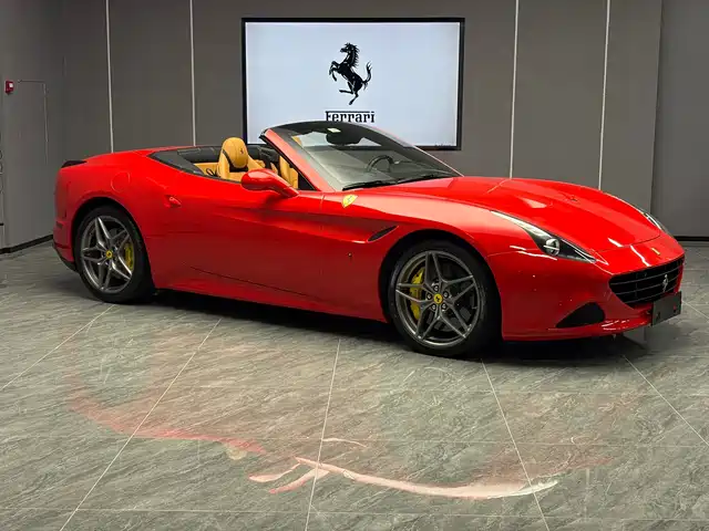 Ferrari California T 2015