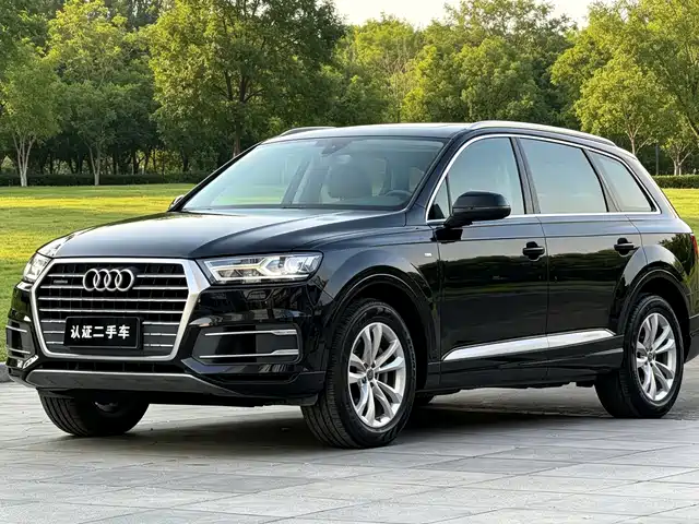 Audi Audi Q7