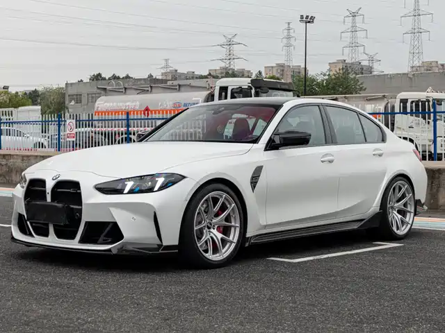 BMW BMW M3 2025