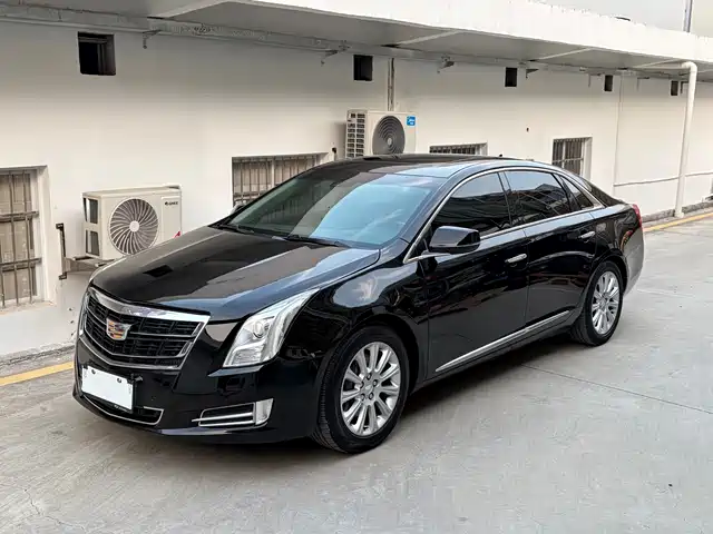Cadillac Cadillac XTS 2013