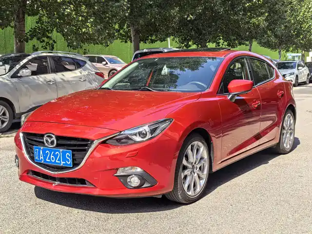 Mazda Mazda3 Axela 2016