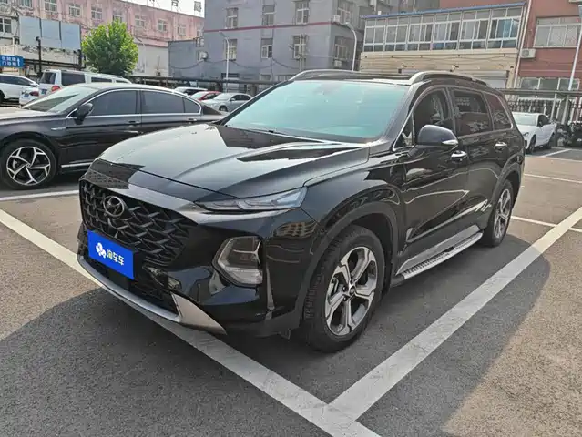 Hyundai Santa Fe 2022