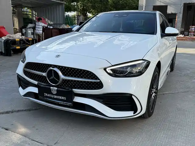 Mercedes-Benz Mercedes-Benz C-Class 2025