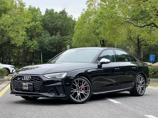 Audi Audi S4