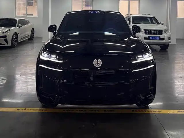 Denza Denza N9