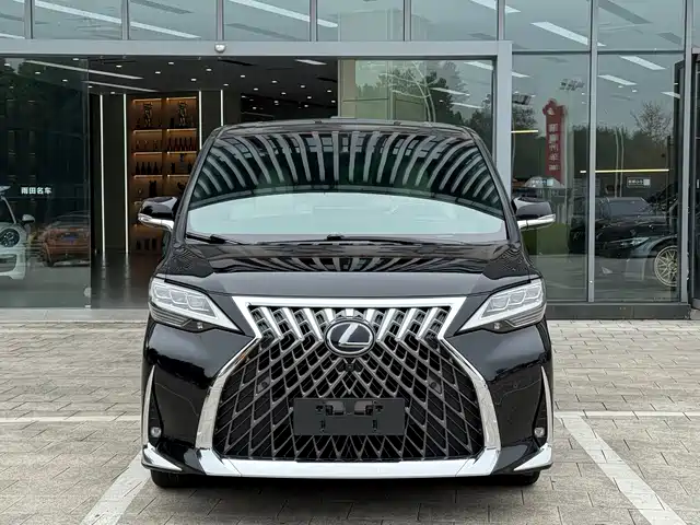 Lexus Lexus LM 2021