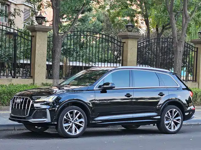 Audi Audi Q7 2023