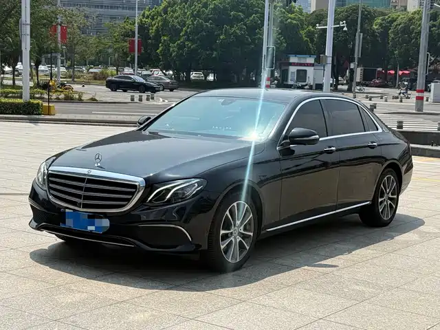 Mercedes-Benz Mercedes-Benz E-Class 2019