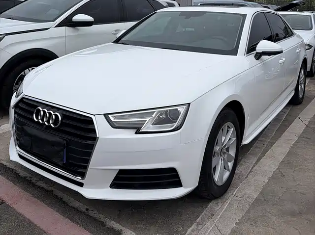 Audi Audi A4L 2017