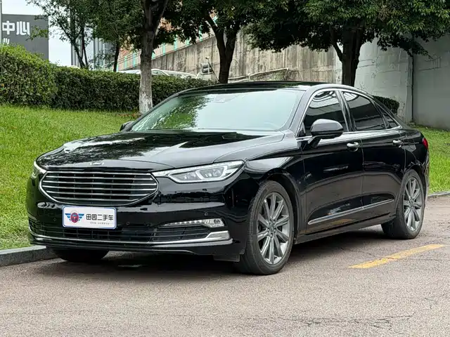 Ford Taurus 2020