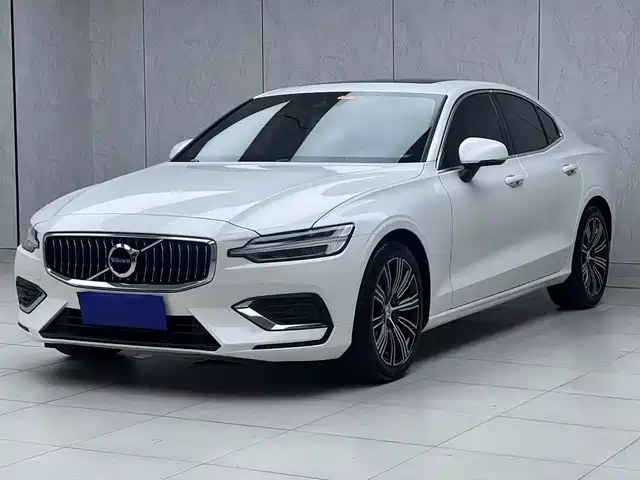 Volvo Volvo S60 2022