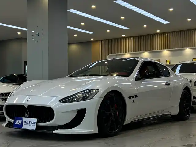 Maserati GranTurismo 2015