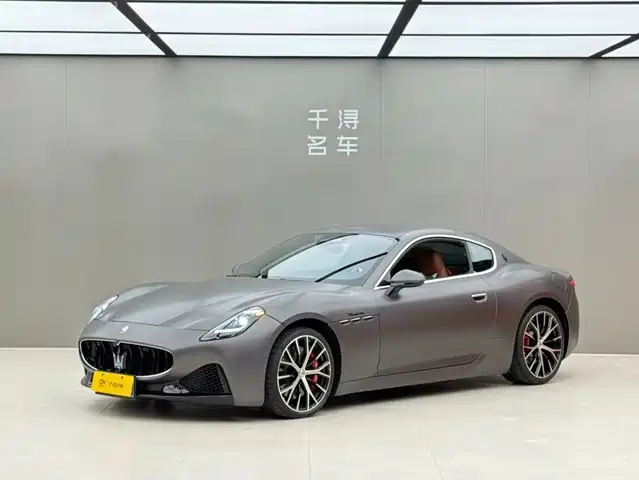 Maserati GranTurismo 2024
