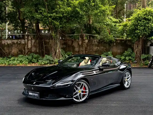 Ferrari Ferrari Roma 2025