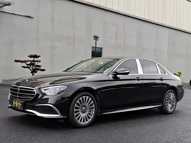 Mercedes-Benz Mercedes-Benz E-Class
