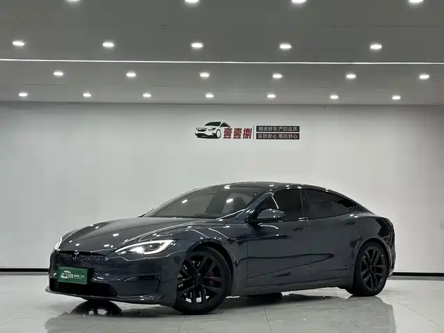 Tesla Model S 2023