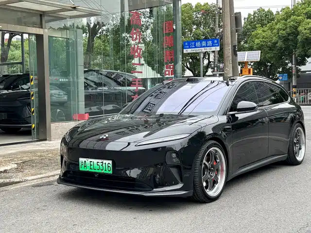 NIO NIO ET5T 2024