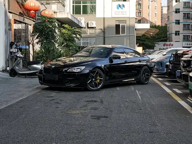 BMW BMW M6