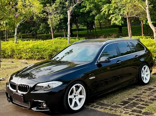 BMW BMW 5 Series (Import)