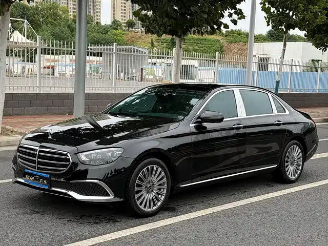 Mercedes-Benz Mercedes-Benz E-Class 2021