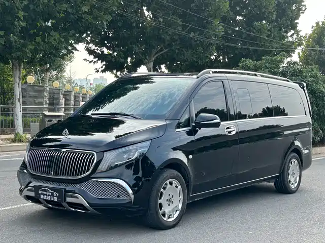 Mercedes-Benz Vito 2024