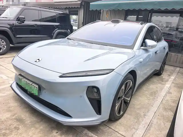 NIO NIO ET5T 2024