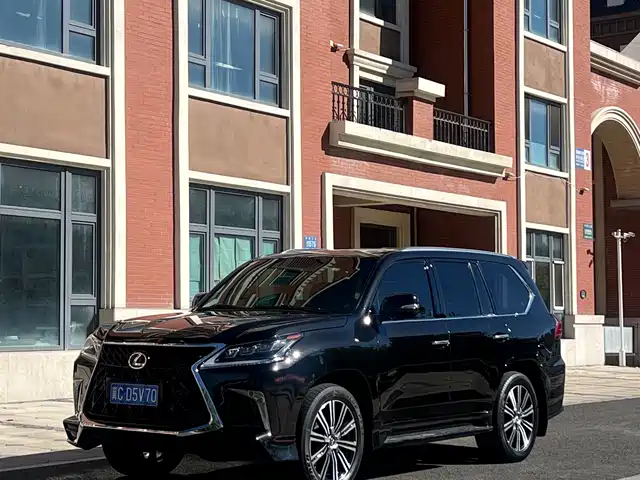 Lexus Lexus LX 2015