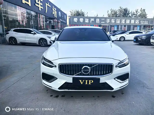 Volvo Volvo S60 2023