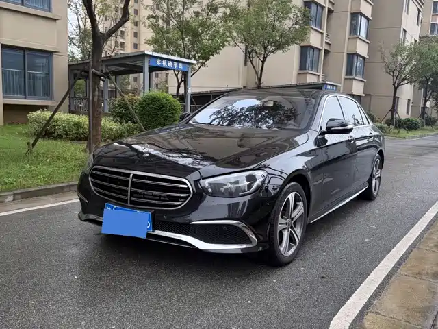 Mercedes-Benz Mercedes-Benz E-Class 2019