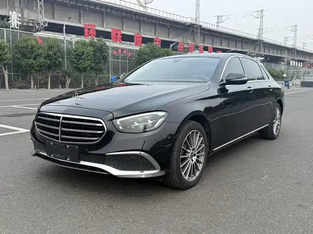 Mercedes-Benz Mercedes-Benz E-Class 2022