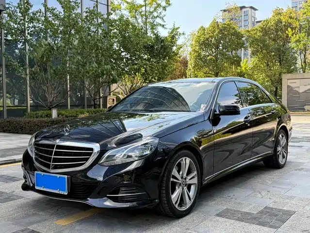 Mercedes-Benz Mercedes-Benz E-Class 2015