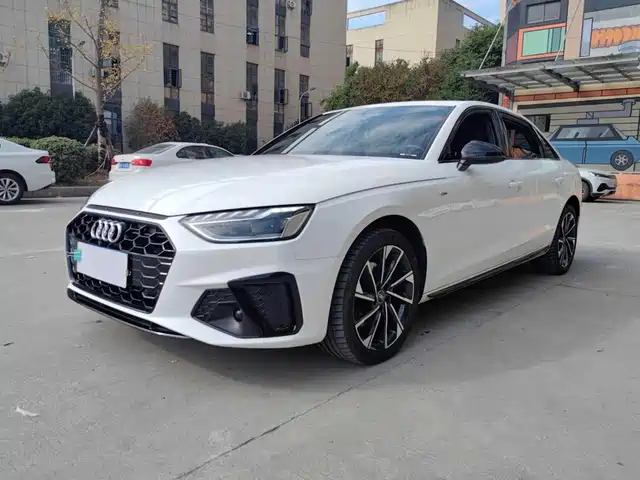Audi Audi A4L 2023