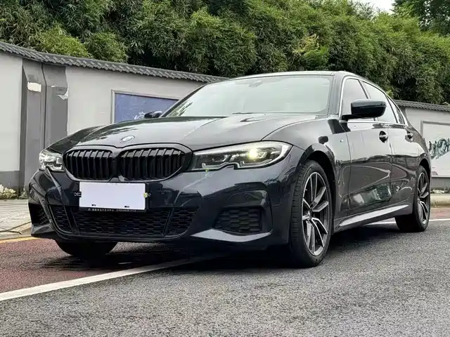 BMW BMW 3 Series 2022