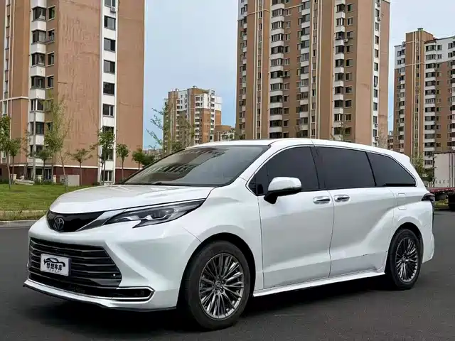 Toyota Toyota Sienna 2022