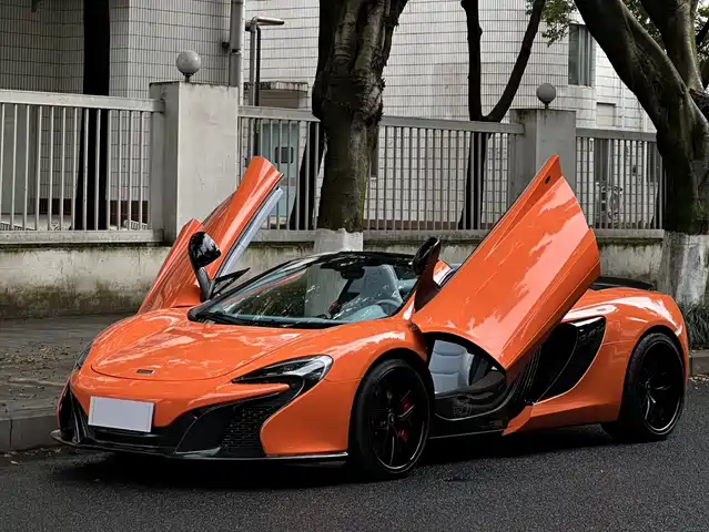 McLaren McLaren 12C