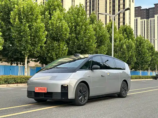 Li Auto Li Auto MEGA