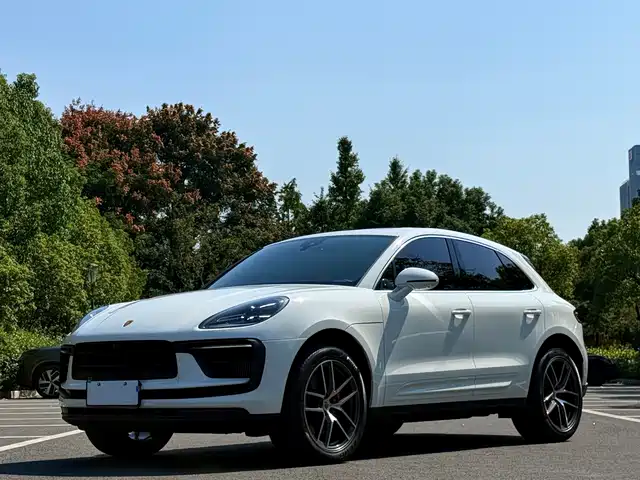 Porsche Macan 2023