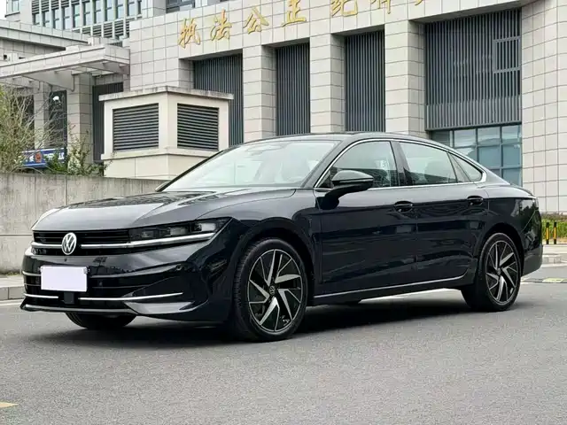 Volkswagen Magotan 2024