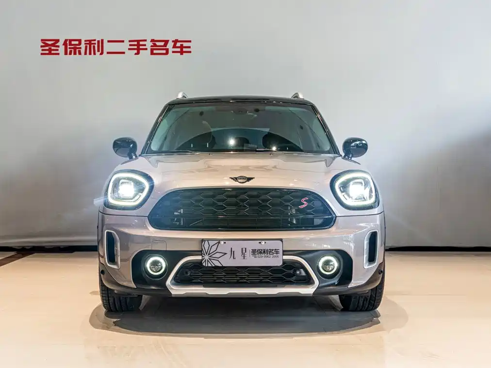 MINI MINI COUNTRYMAN