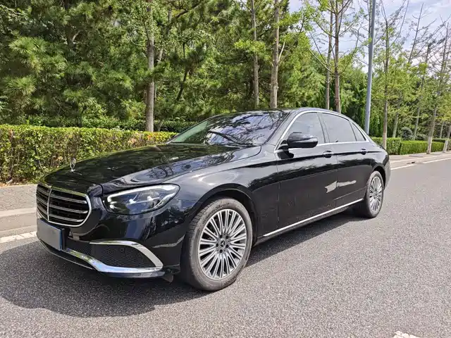 Mercedes-Benz Mercedes-Benz E-Class 2023
