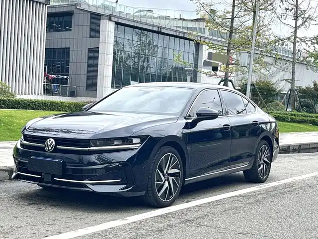 Volkswagen Magotan 2024